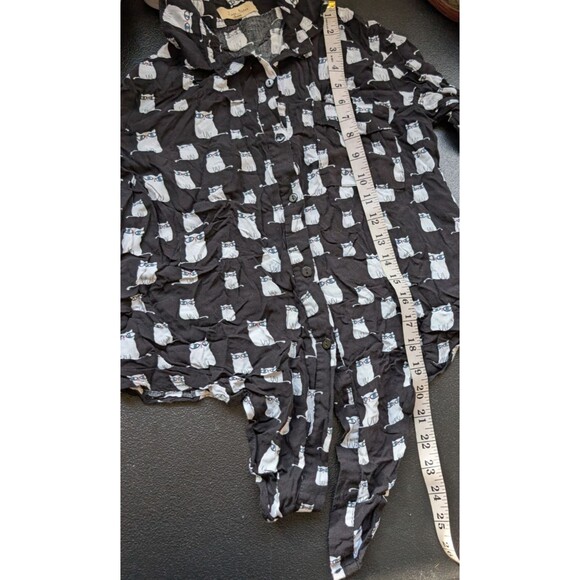 Love Notes Women Top Cats Black Cropped Button Front Rayon Tie Hem Medium - Picture 4 of 8
